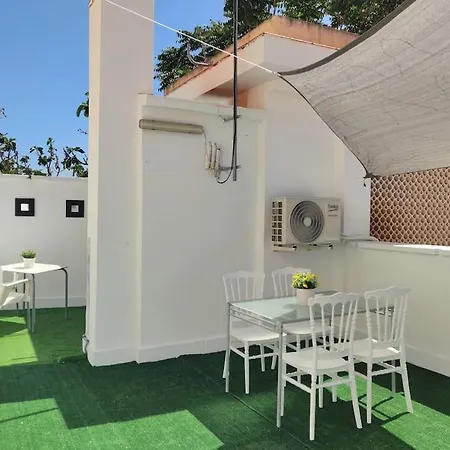 Estudio Con Gran Terraza Junto Al Centro Historico * Malaga